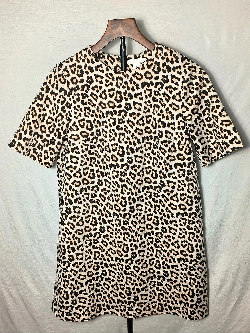 H&M Leopard Print Short Sleeve Shift Mini Dress Size S